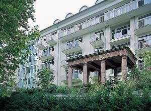 Neurologisches Rehabilitationszentrum Quellenhof - Bad Wildbad Baden-Württemberg Deutschland ...